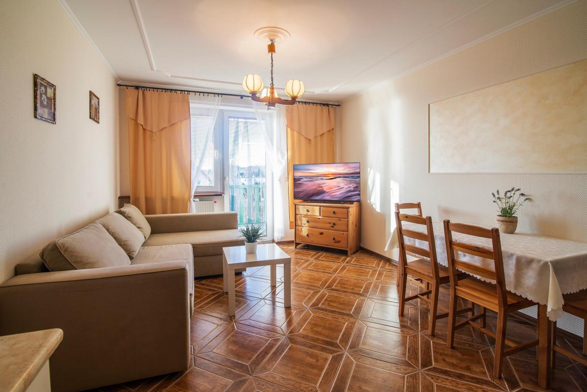 Pionow Rodzinne Apartamenty Urocza 10 Krynica Morska Dış mekan fotoğraf