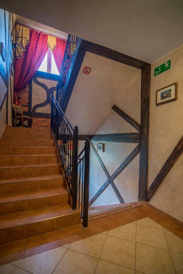 Pionow Rodzinne Apartamenty Urocza 10 Krynica Morska Dış mekan fotoğraf